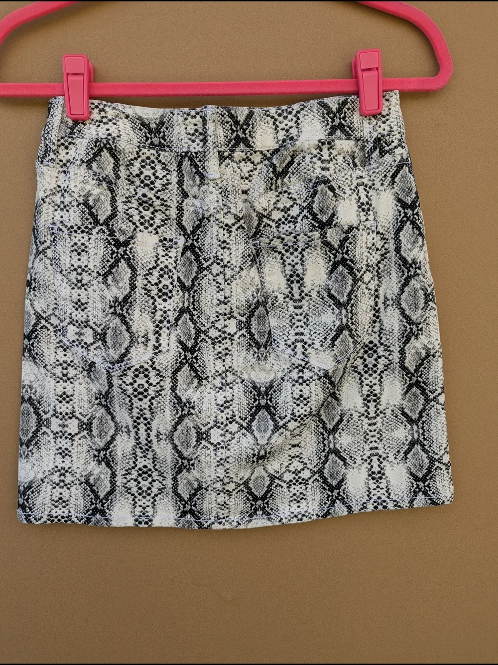 Arizona Jean Co Snakeskin Print Denim Mini Skirt Grey Black Baddie Size 3 Womens
